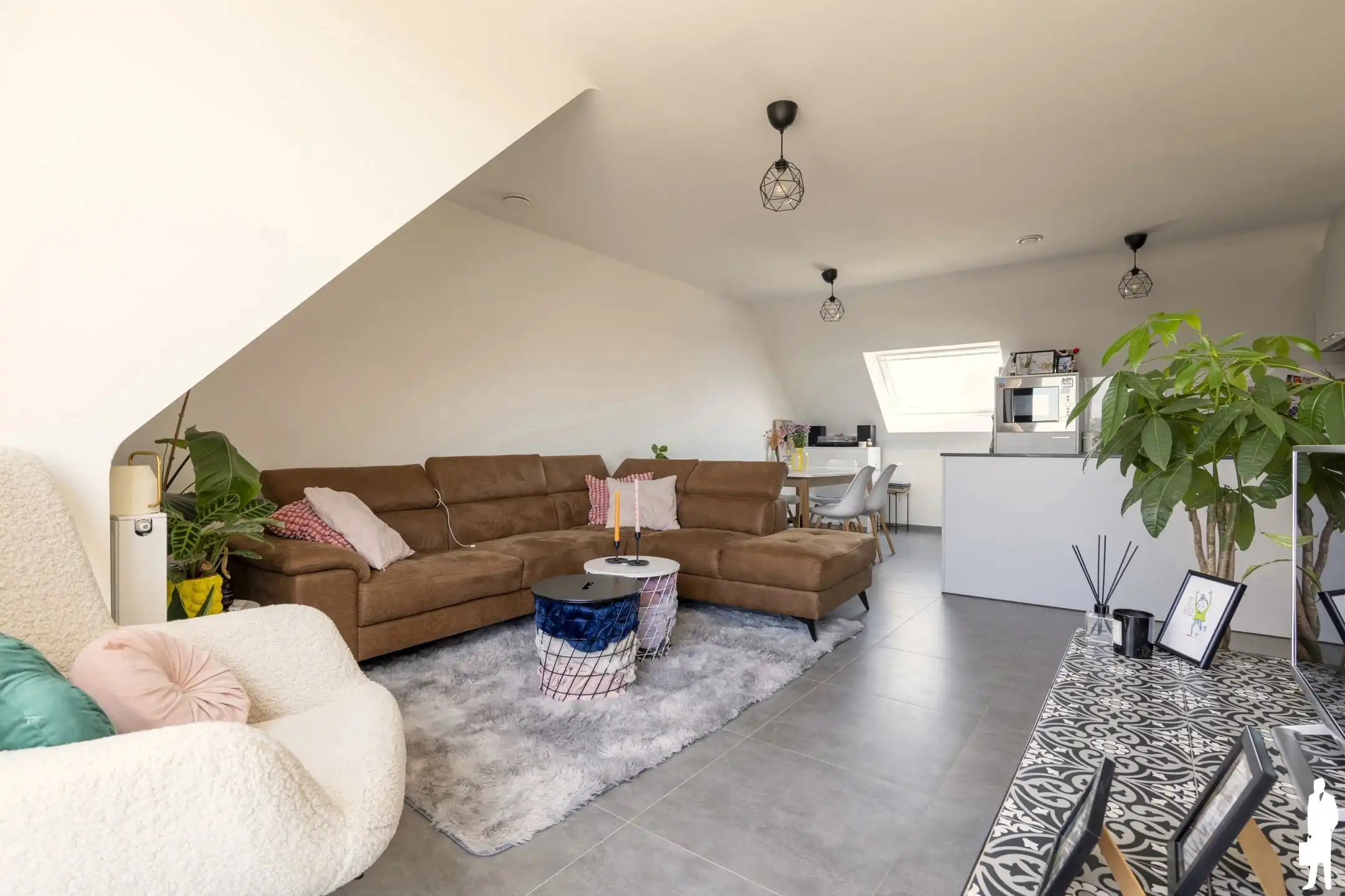 Dakappartement met 2 slaapkamers en ruim terras foto 8