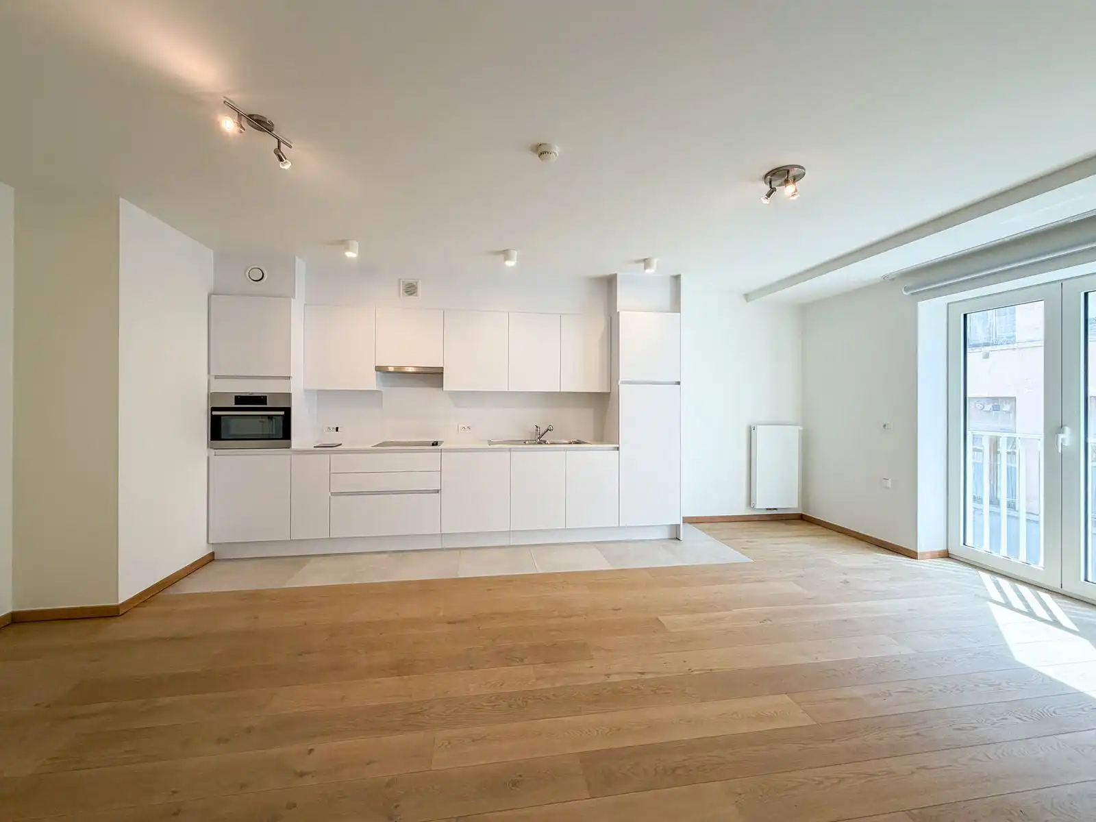 Instapklare serviceflat met 1 slaapkamer in het centrum van Oostende foto 3