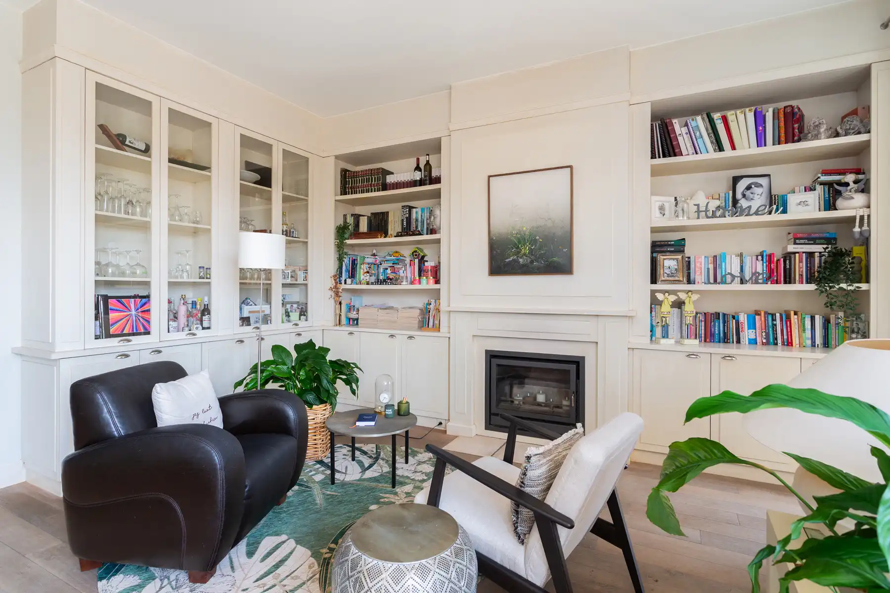 Kontich | Ruime en charmante woning met zuidgerichte tuin foto 8