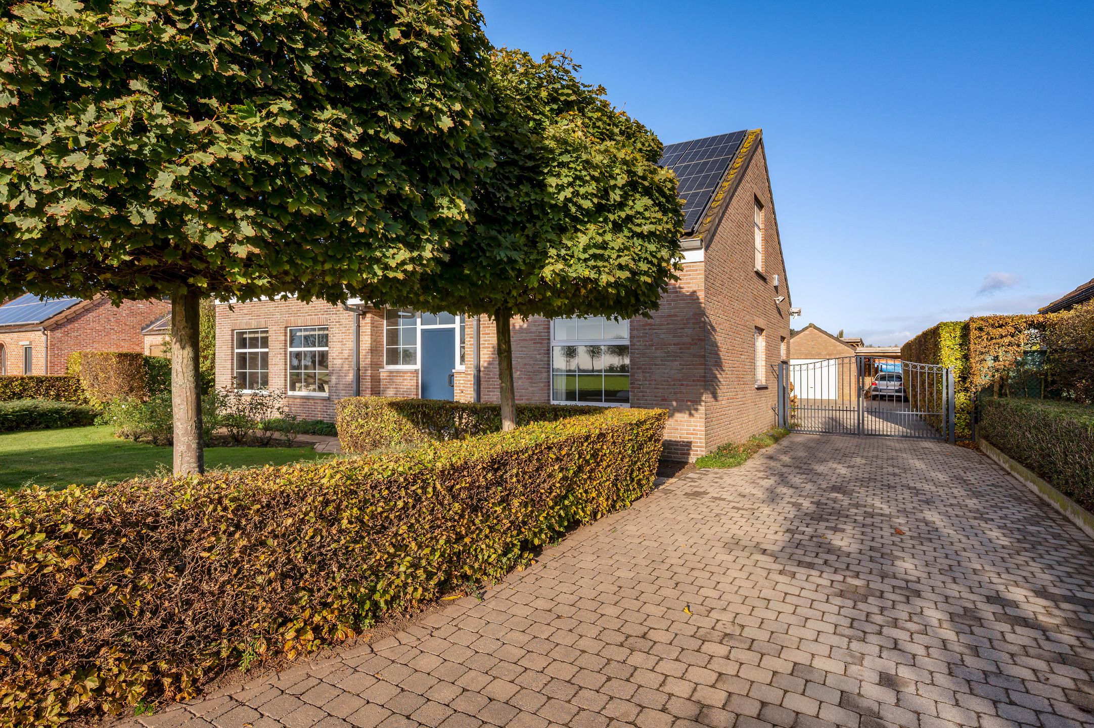 Instapklare villa op perceel van Ca. 4.010 m²! foto 29