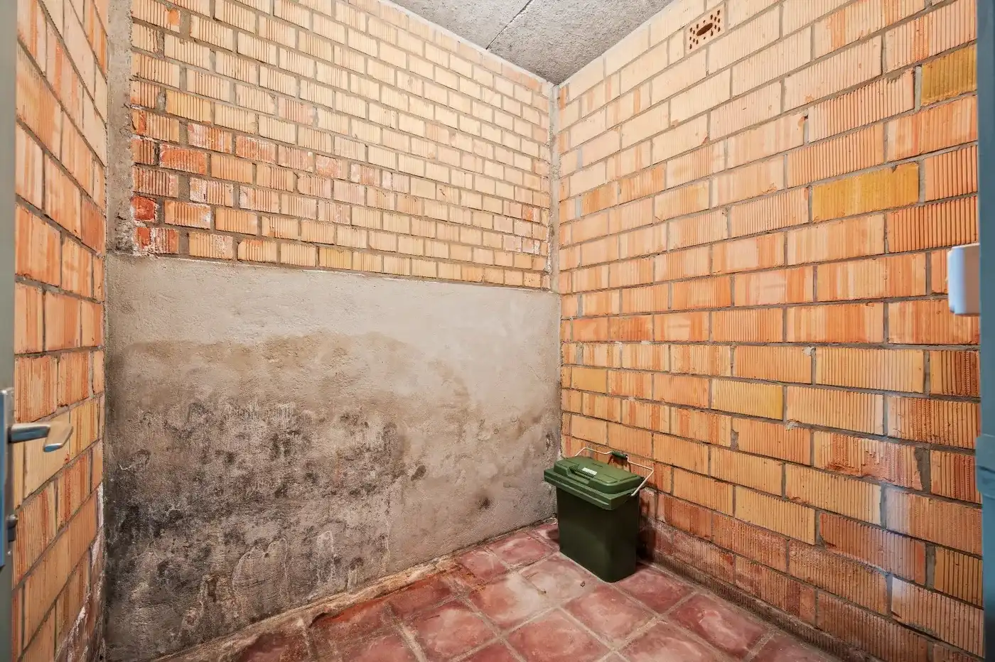 Instapklaar appartement te centrum Tienen. foto 18