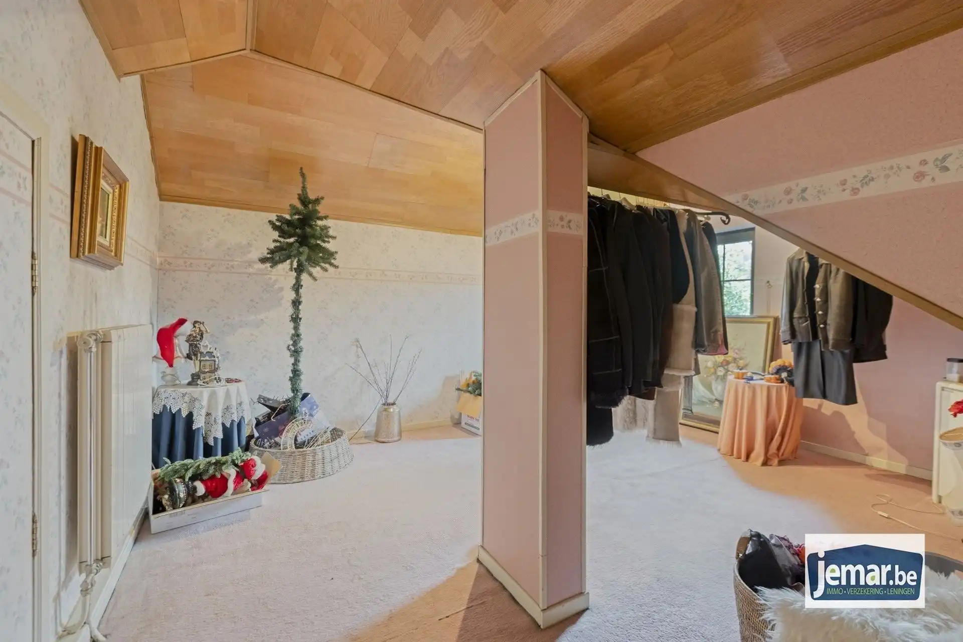 Vrijstaande villa van 306 m² op 17a95ca, gelegen vlak bij Connecterra, de toegangspoort tot het Nationaal Park Hoge Kempen, en op wandelafstand van Maasmechelen Village! foto 21