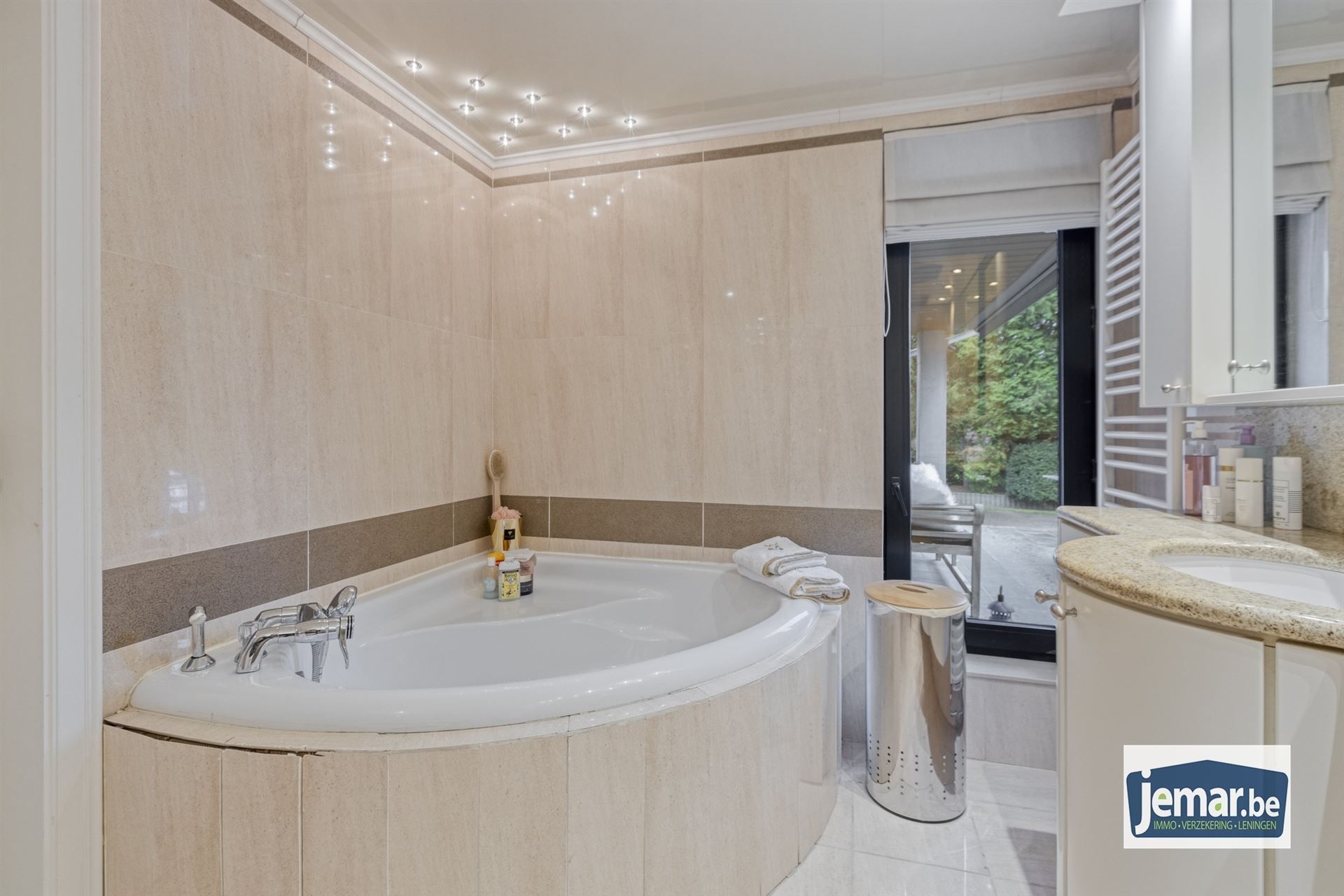 Vrijstaande villa op toplocatie  foto 21