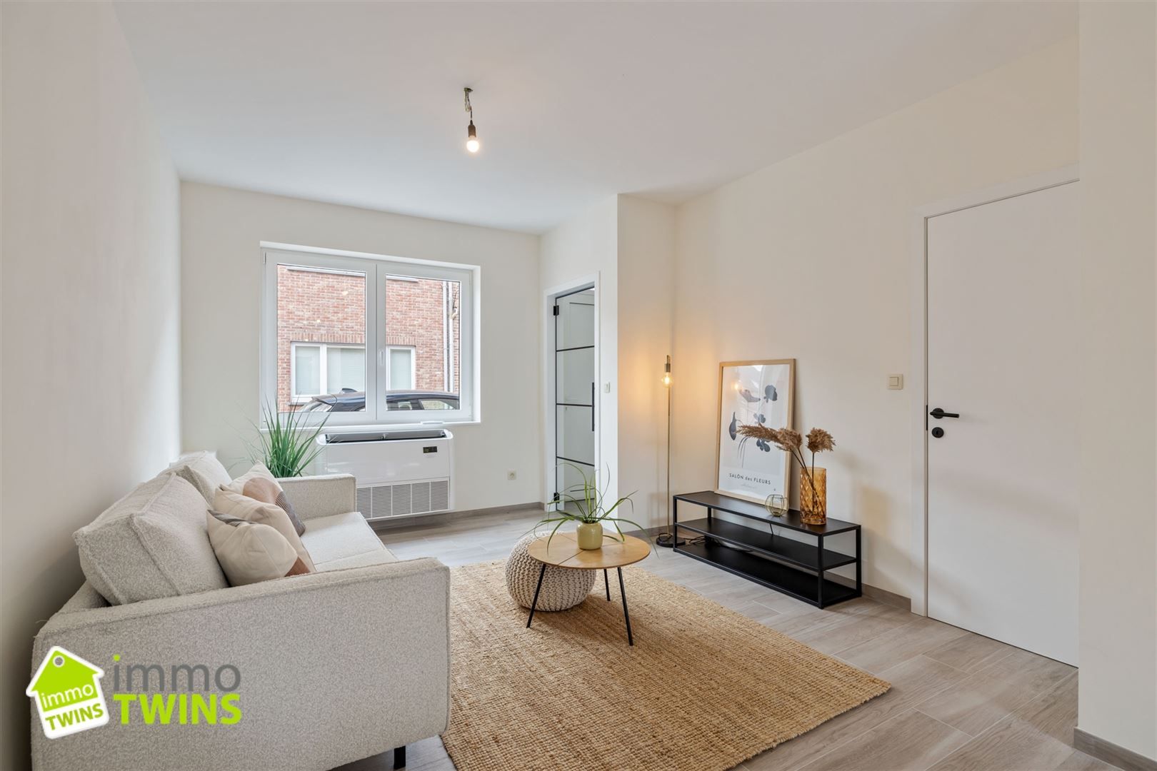 Volledig gerenoveerde woning in het hart van Kemzeke foto 4
