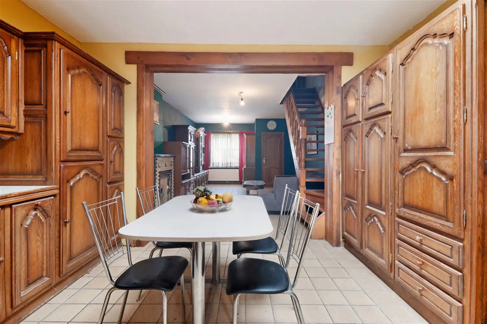 Charmante gezinswoning op toplocatie te Wetteren! foto 4