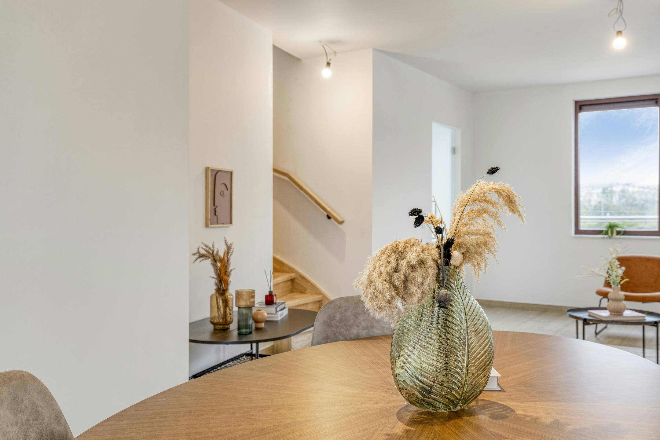 Instapklare nieuwbouwwoning met 3 slaapkamers en zwemvijver foto 4