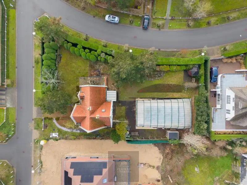 Grote villa op 1533m² gelegen centraal in de Simli-wijk te Nieuwpoort-Bad. foto 50