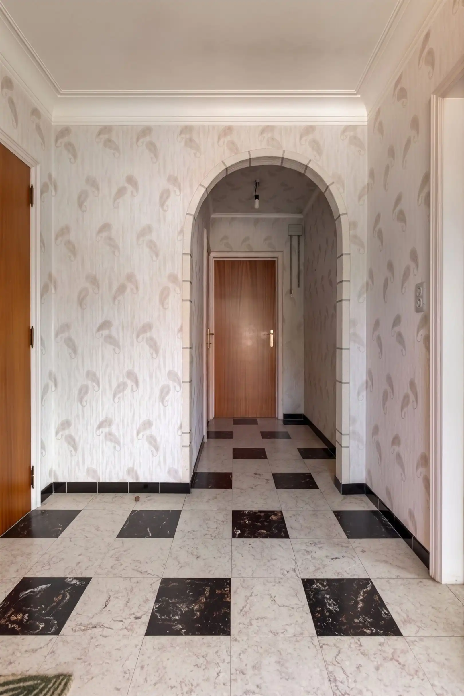 Mooi gelegen te renoveren woning op de Wolvenberg foto 23