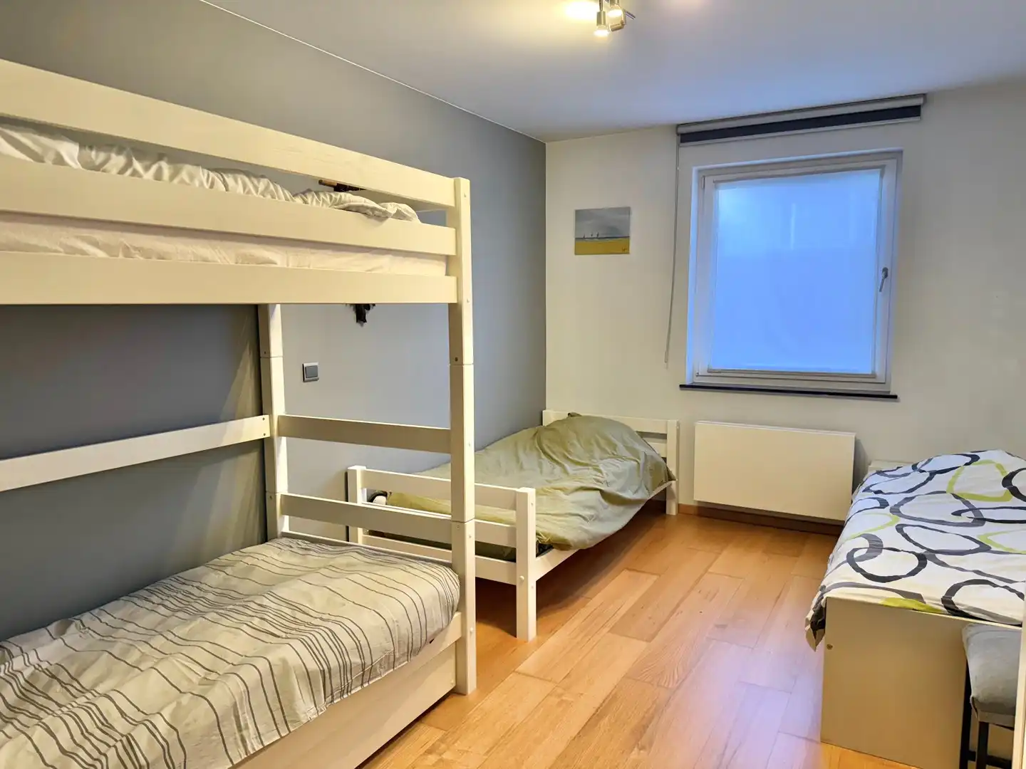 Ruim appartement met zonnig terras en tuintje. foto 11