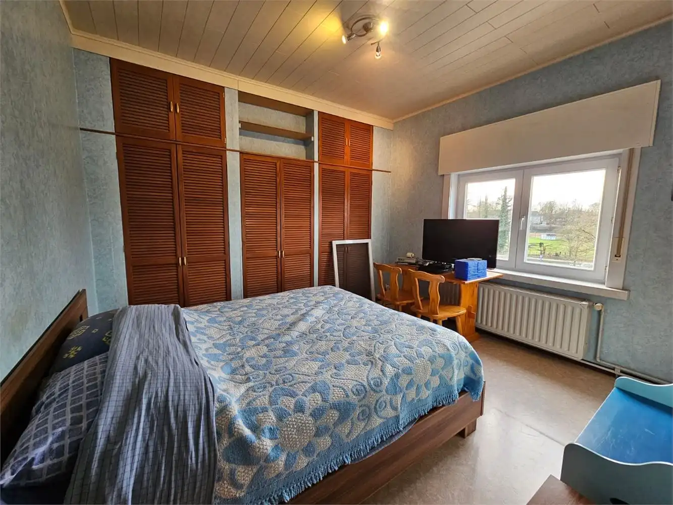 Ruime, praktische woning met tuin foto 23