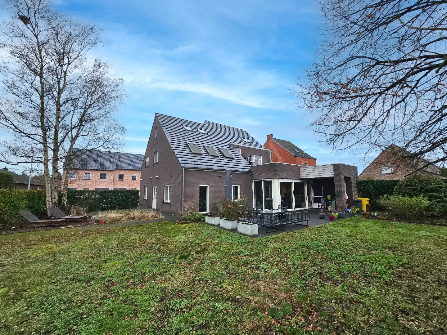 Prachtige, instapklare woning met 6 slaapkamers en ruime tuin. foto 28