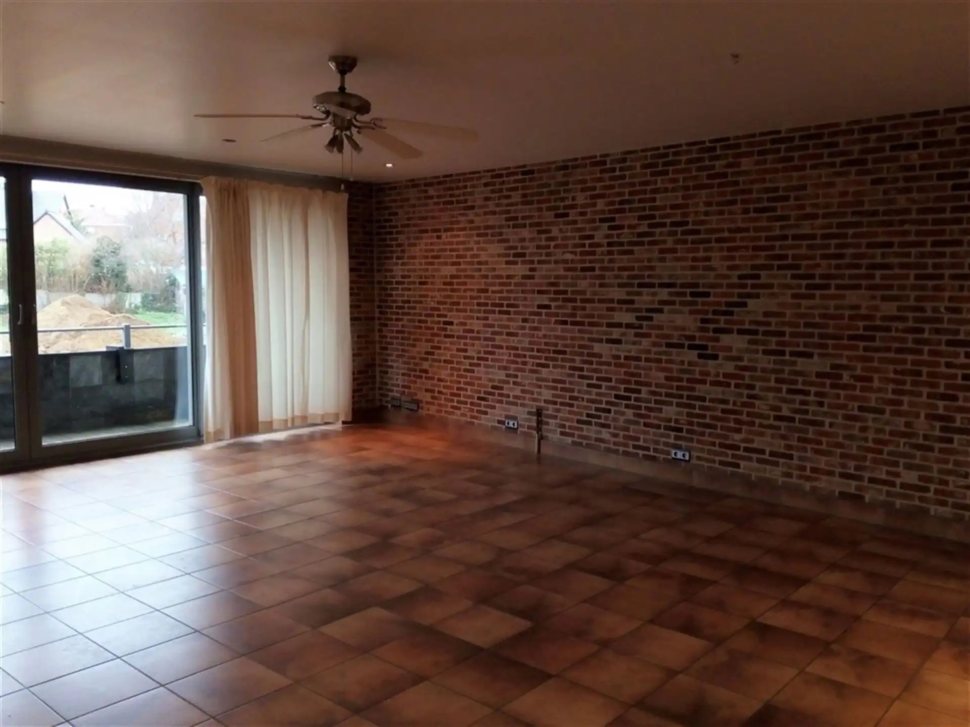 Appartement op eerste verdieping in centrum van Lummen! foto 2