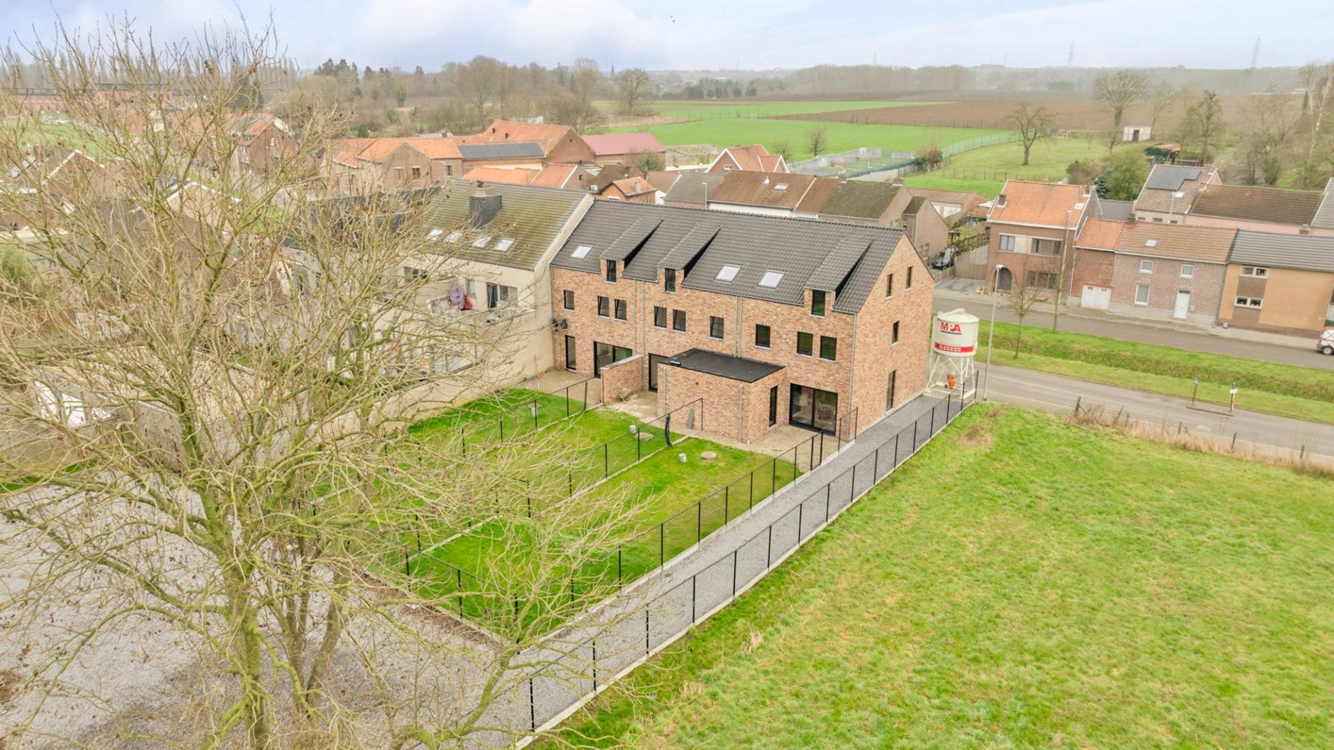 DRIE NIEUWE BEN-WONINGEN IN NEREM foto 27