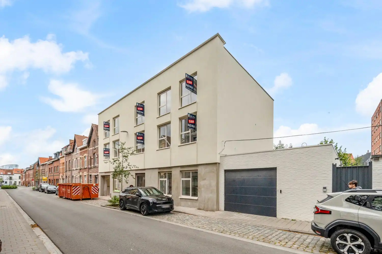 Bent u nog op zoek naar een mooie studio voor het academiejaar '26-'27? Nieuwe studio's, onmiddellijk beschikbaar voor eigen gebruik of verhuur! foto {{pictureIndex}}