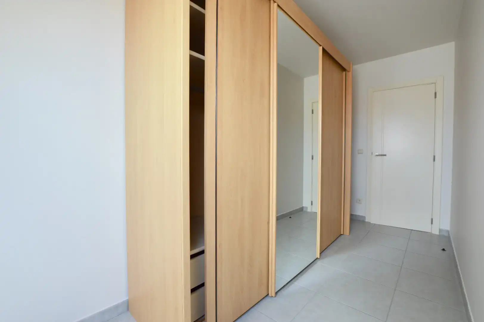Ruim en mooi gelegen appartement in Residentie d' Oude Brouwerie met 3 slaapkamers, te Oudenburg foto 12