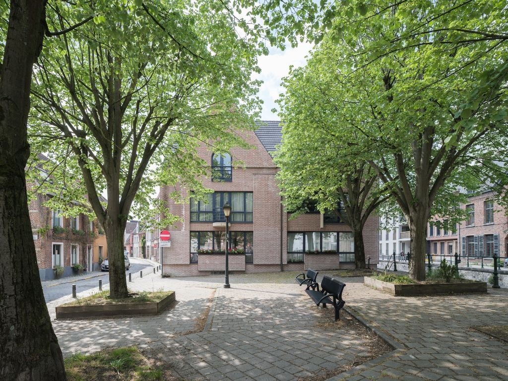Appartement met 3 slaapkamers en prachtig zicht over de Lieve, op een toplocatie in het historisch centrum van Gent. foto 11