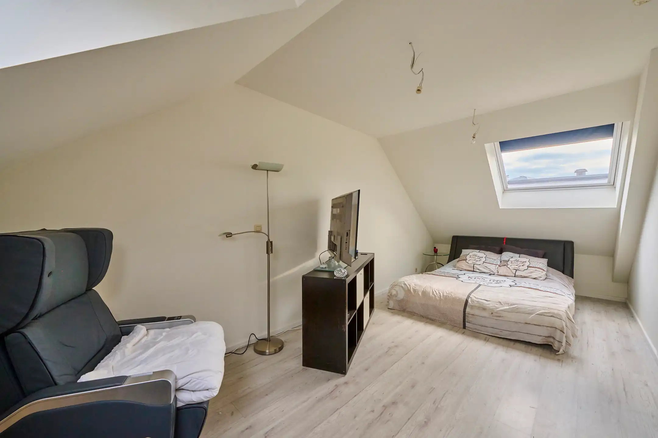 Opbrengsteigendom in het hart van Paal-Beringen foto 15