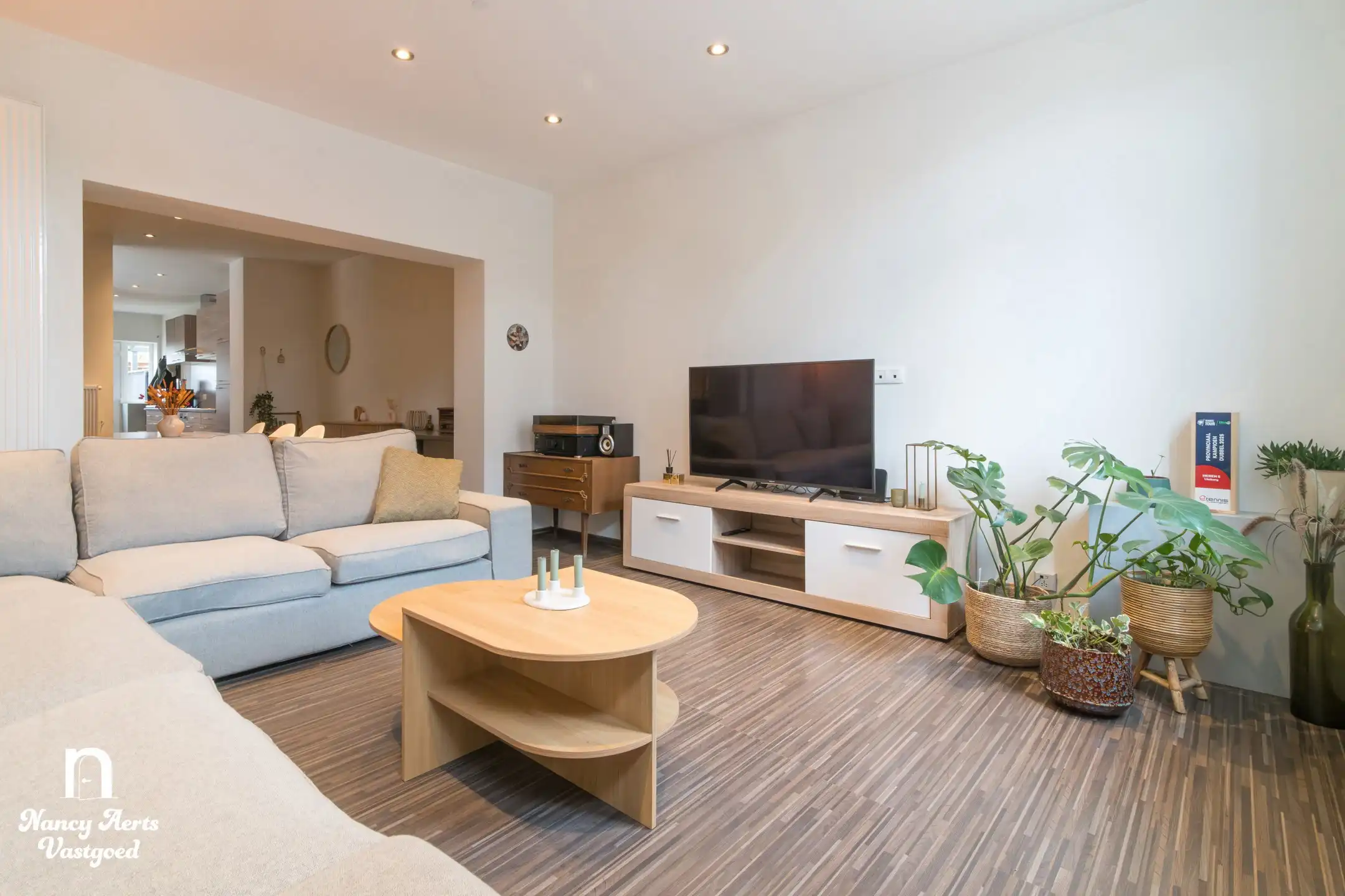 Charmante gerenoveerde woning met zuidgerichte tuin foto 13