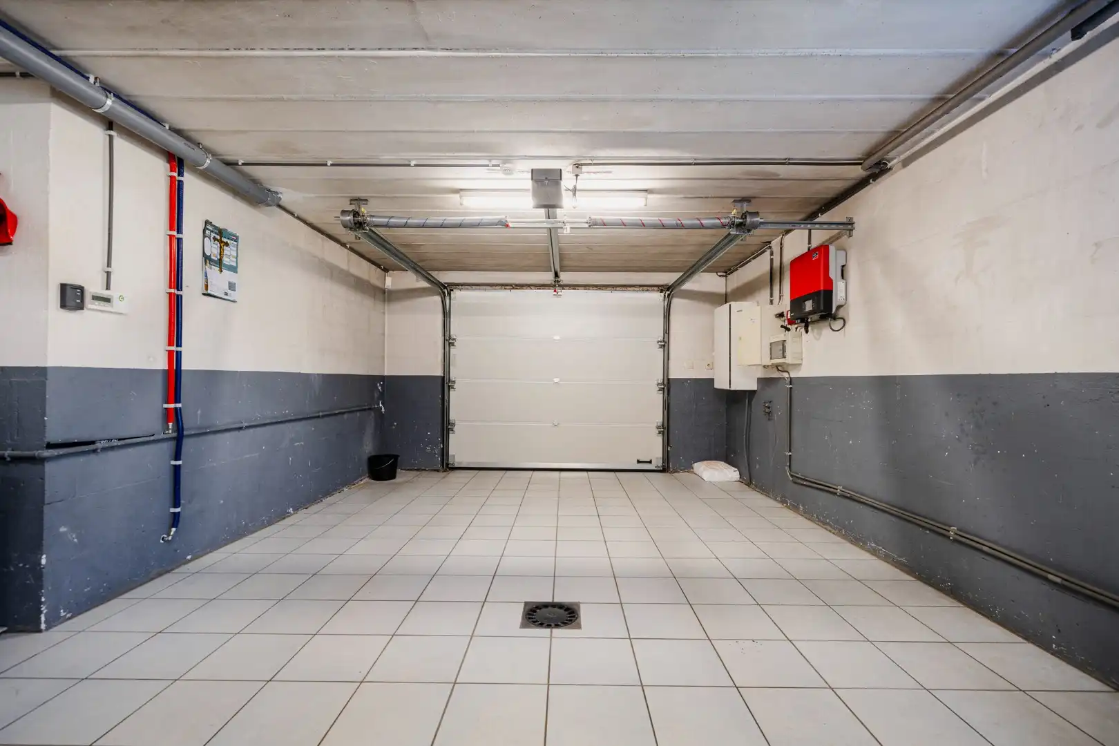 Charmante woning met 4 slaapkamers en verzorgde tuin met zwembad foto 21