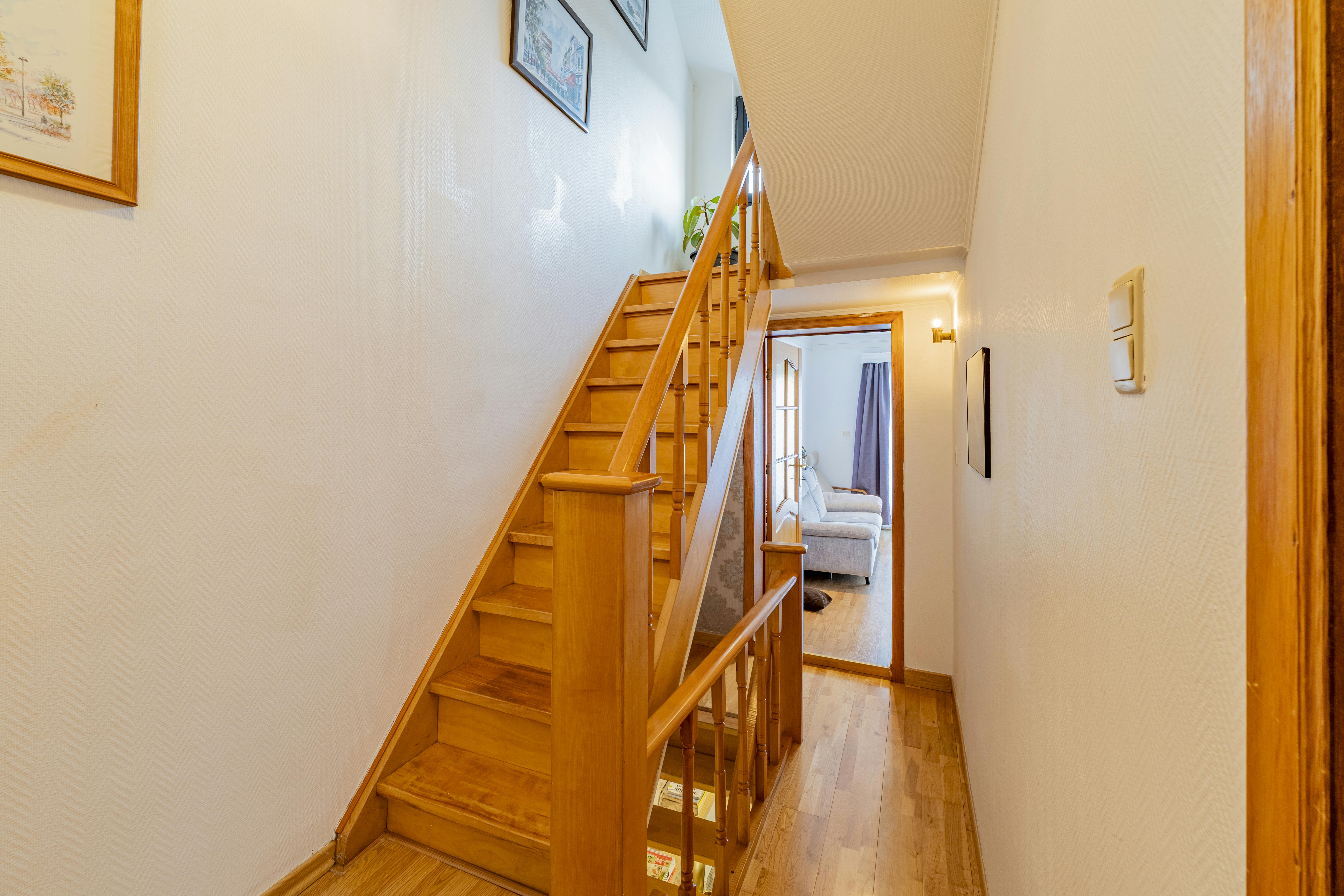 Instapklaar huis met 4 slaapkamers te koop in Boom foto 9