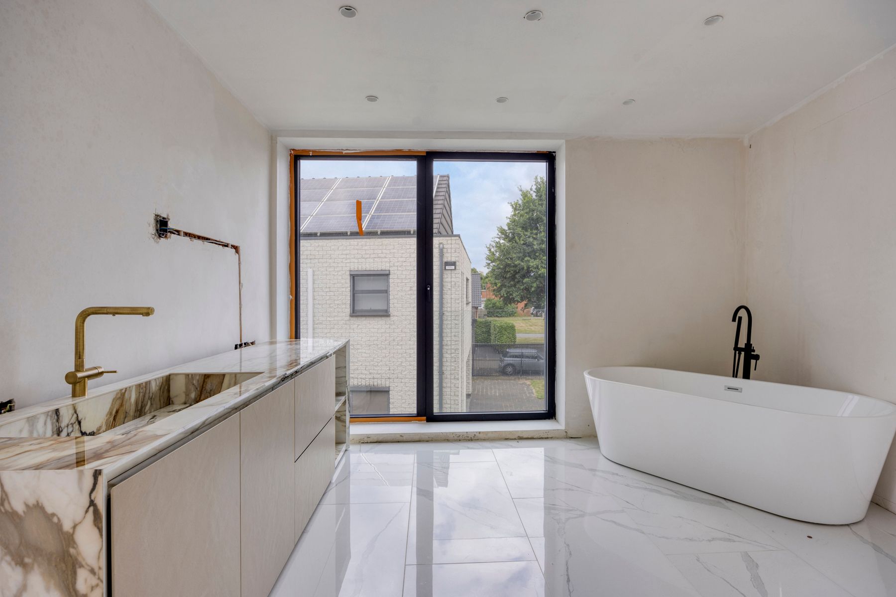 Moderne nieuwbouw villa met strak design ZONDER BTW  – nog verder af te werken naar eigen smaak! foto 26