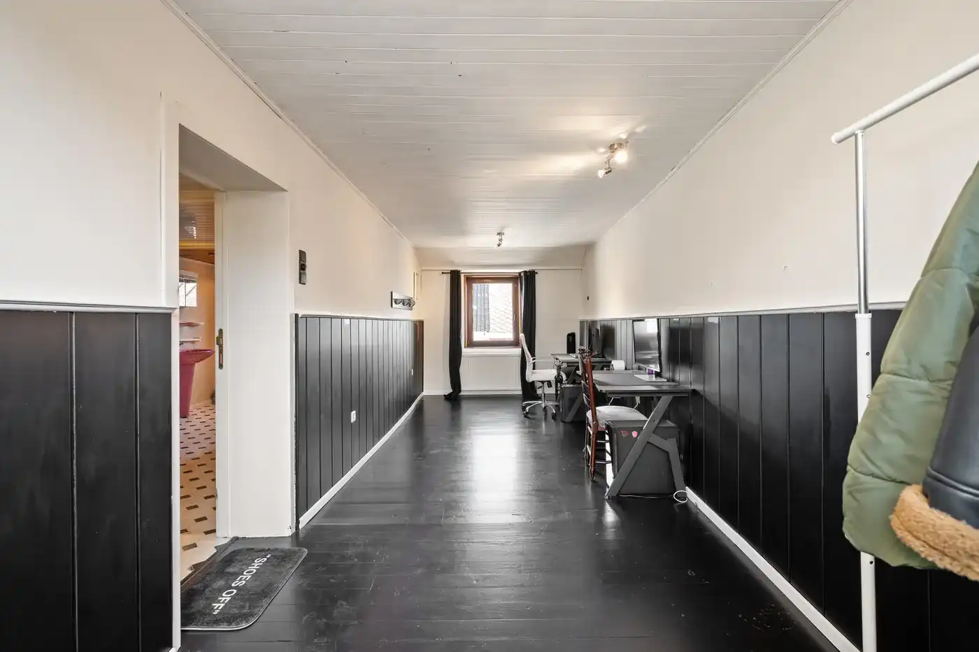 Ruime woning met 3 slpks, 2 badks en tuin foto 9
