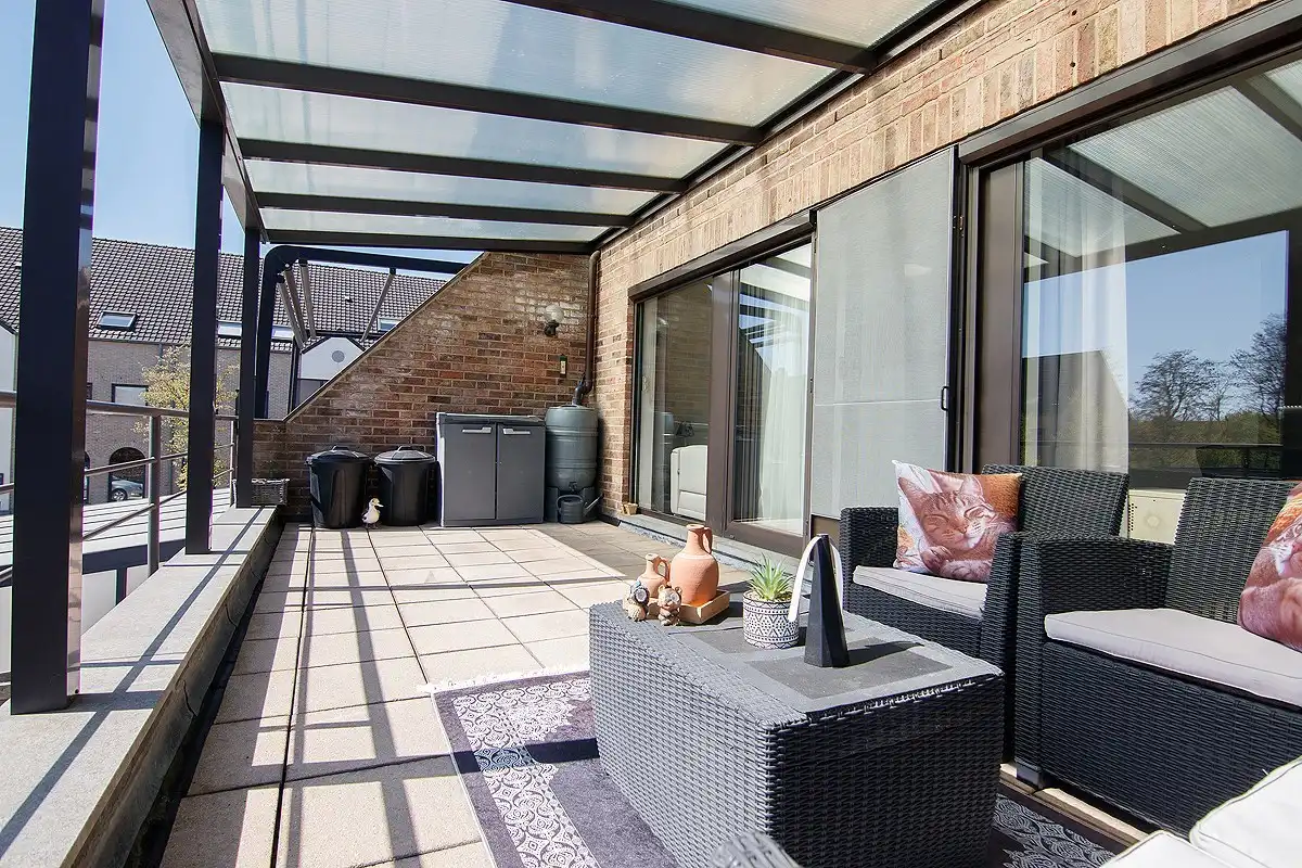 Verzorgd appartement met 2 slaapkamers,  groot terras en lift foto 20