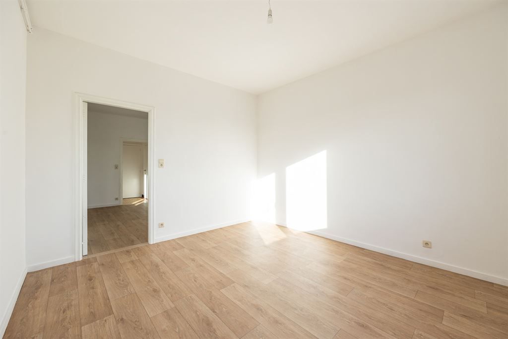 Super centraal, instapklaar appartement met terras foto 14