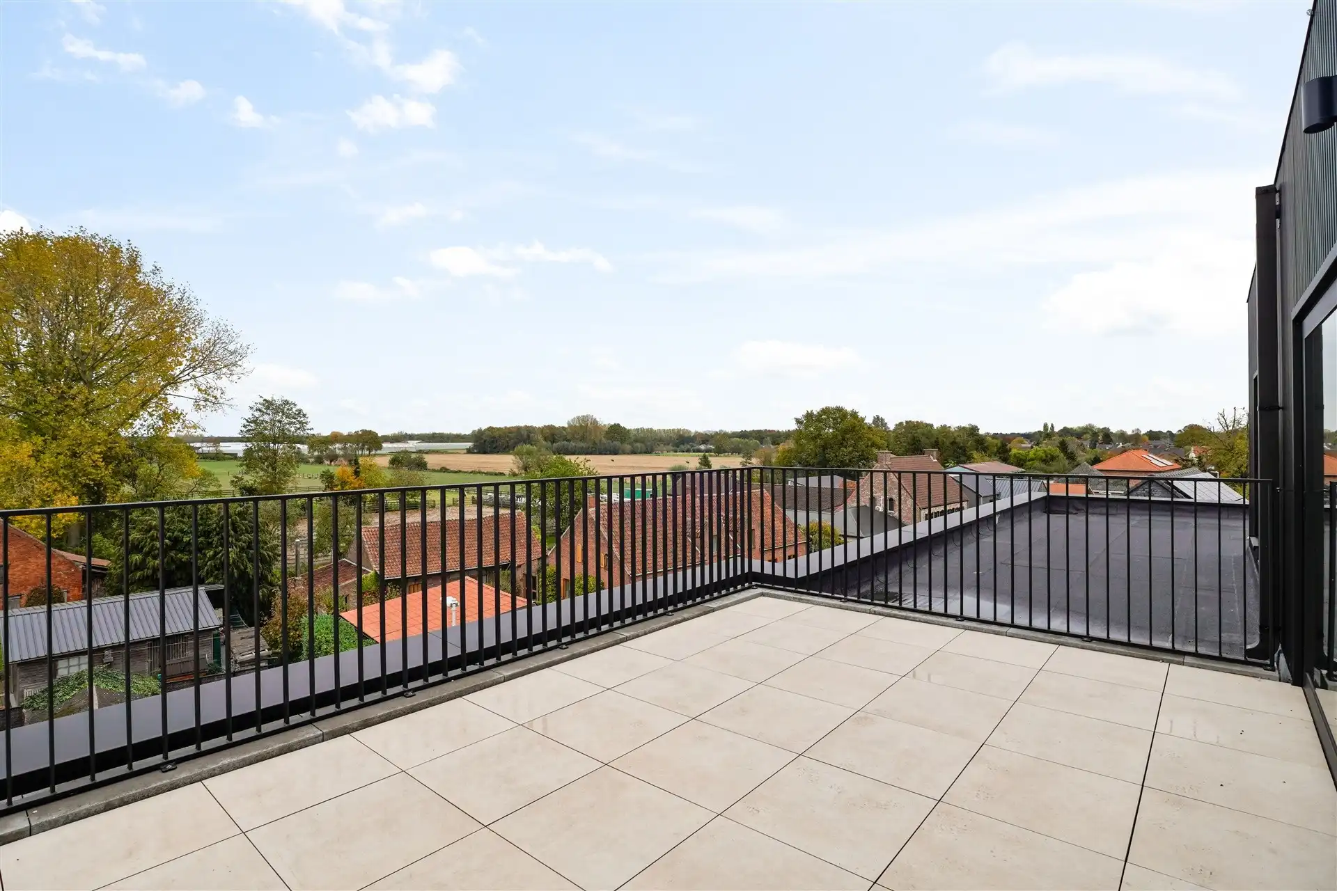 Riant penthouse appartement foto 18