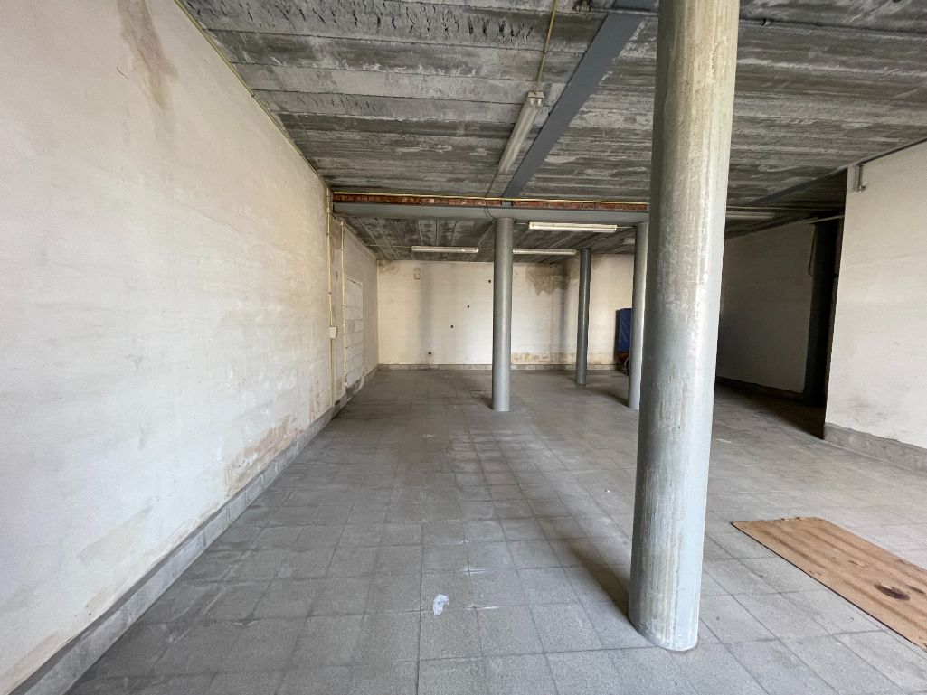 Magazijn te koop Roeselare foto 4