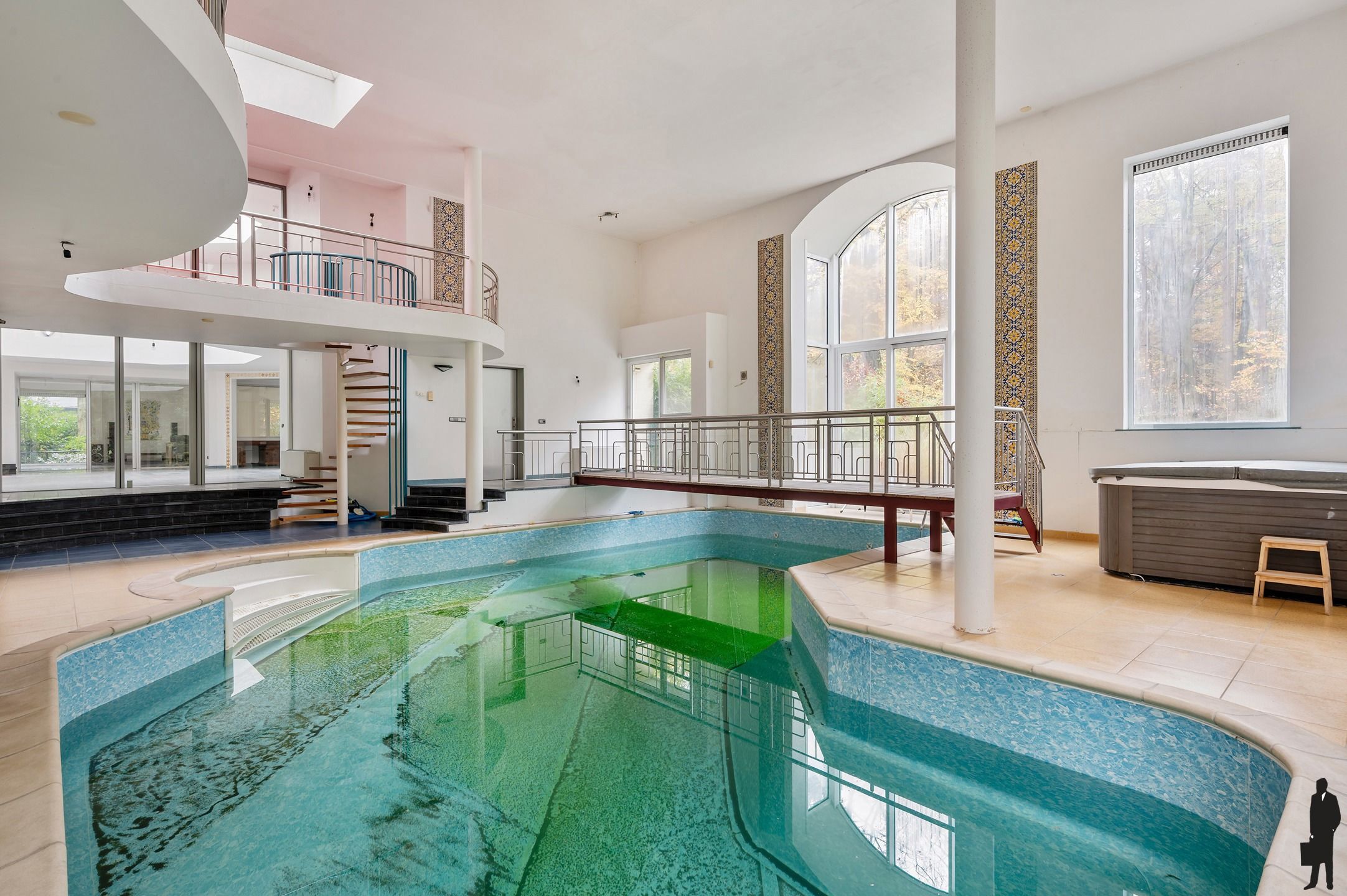 Unieke villa op toplocatie! foto 24