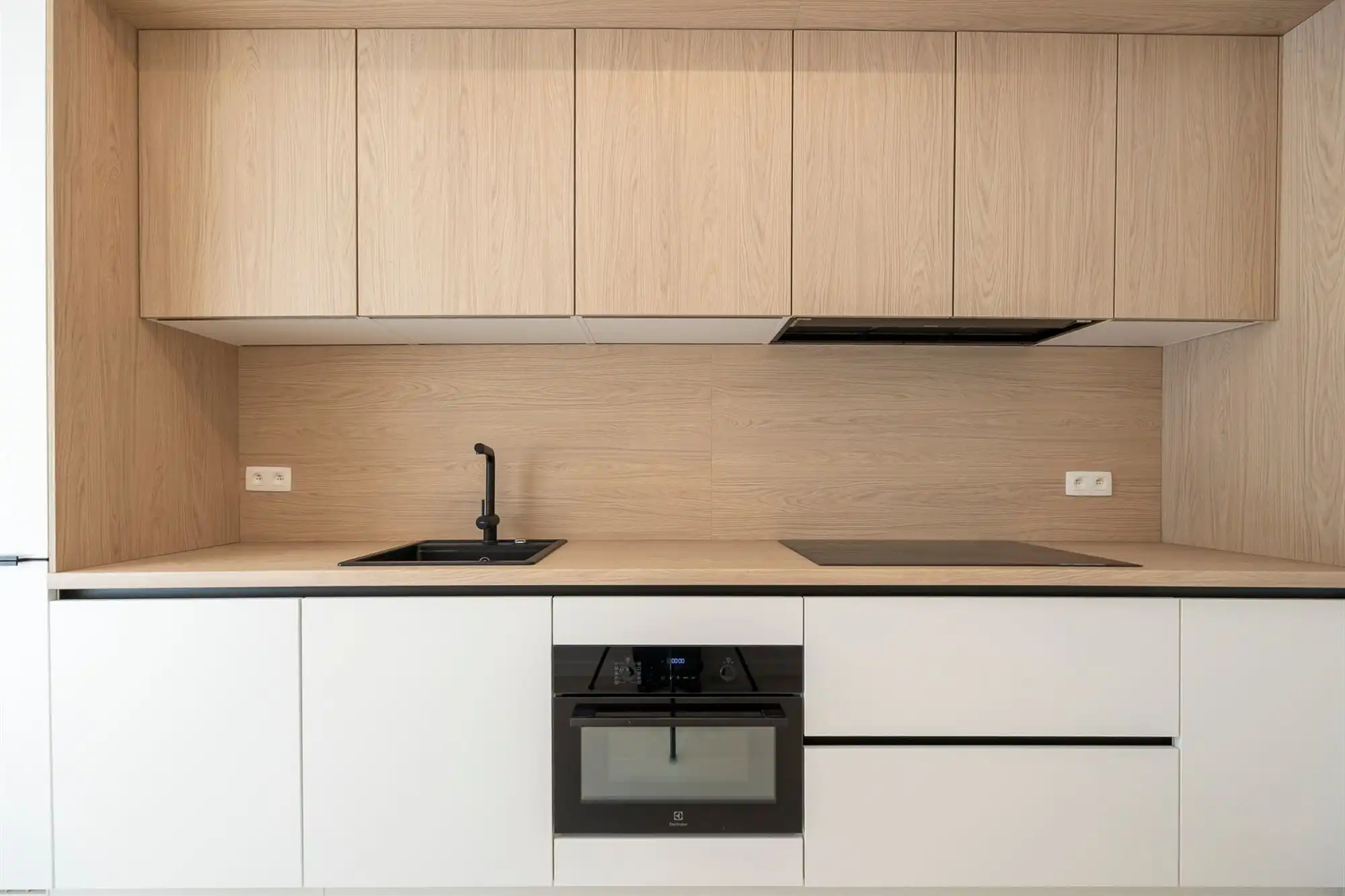 Volledig gerenoveerde woning met tuin in Mechelen foto 7