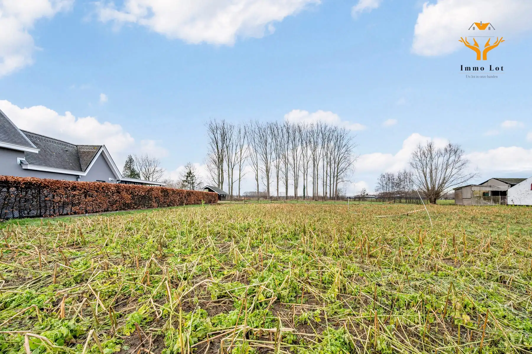 Ruime bouwgrond (770m²) voor open bebouwing in Overmere foto 3