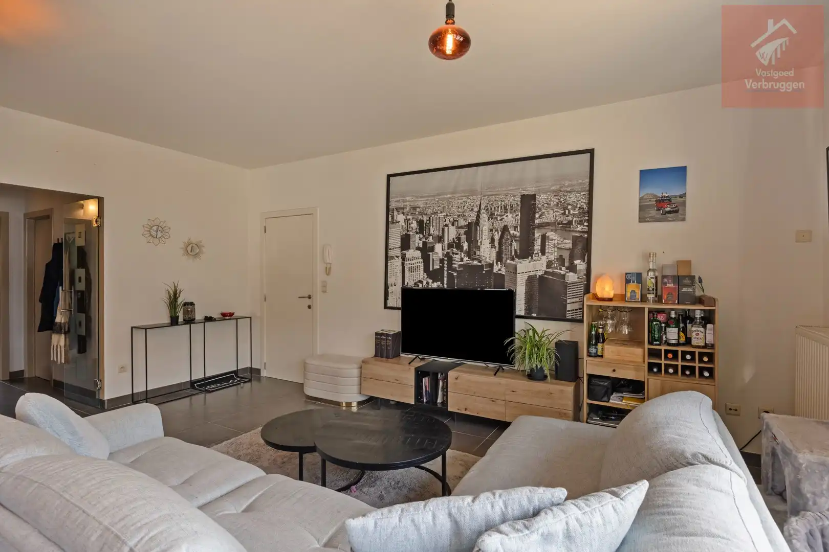 Modern instapklaar gelijkvloers appartement met 2 slpk, terrassen en autostaanplaats foto 7