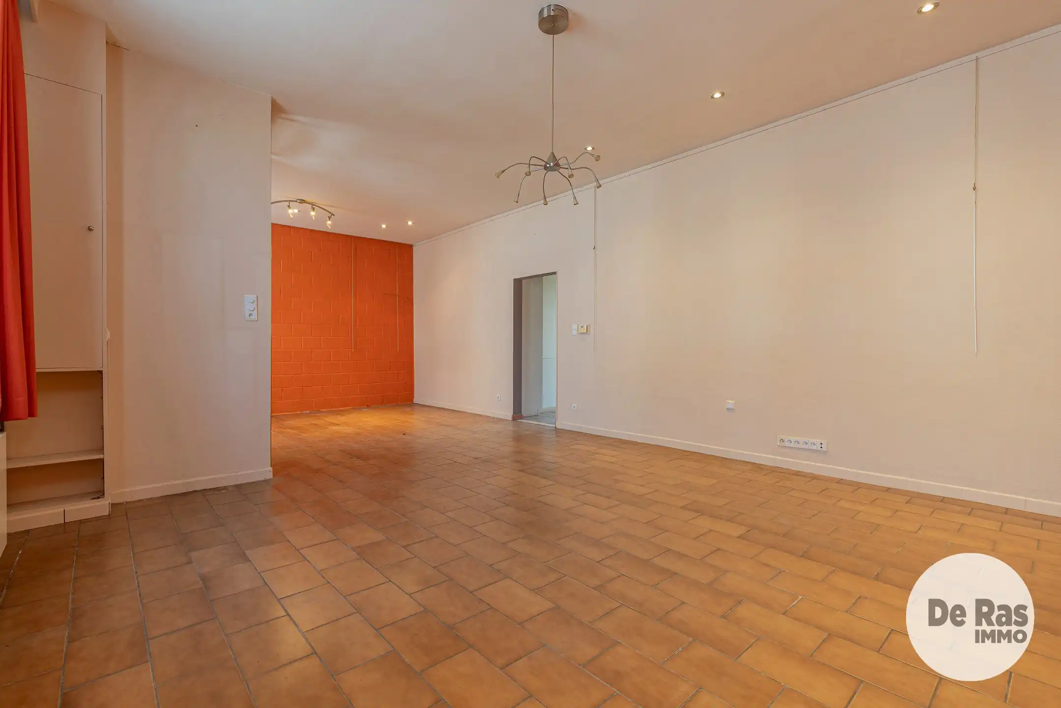 WICHELEN – Te renoveren woning met 3 kamers op leuke locatie foto 6