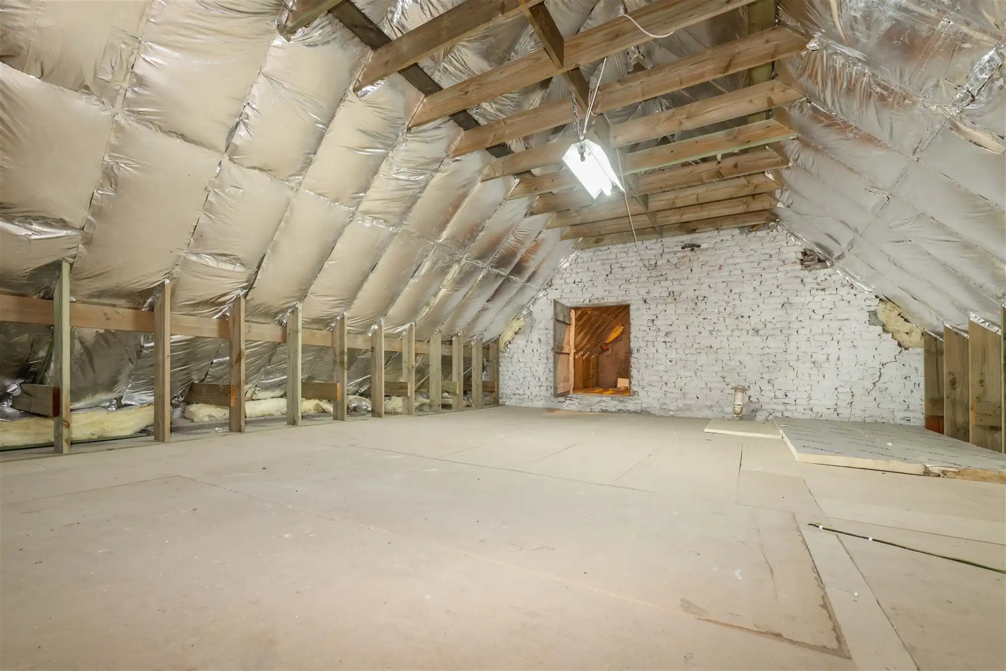 Vrijstaande woning met bijgebouwen op 2633 m² foto 10