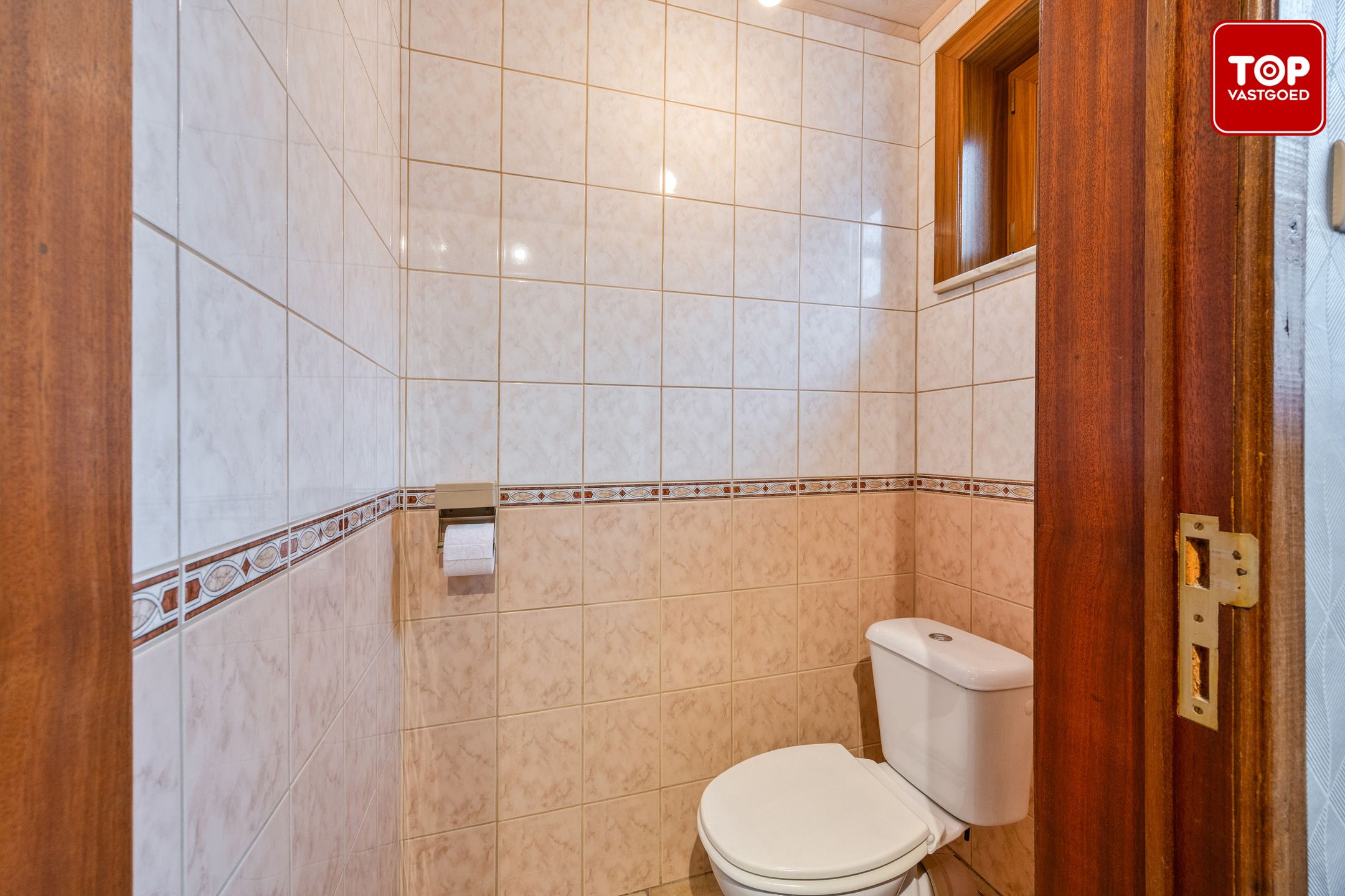 Instapklare woning met 3 slaapkamers en garage.  foto 13