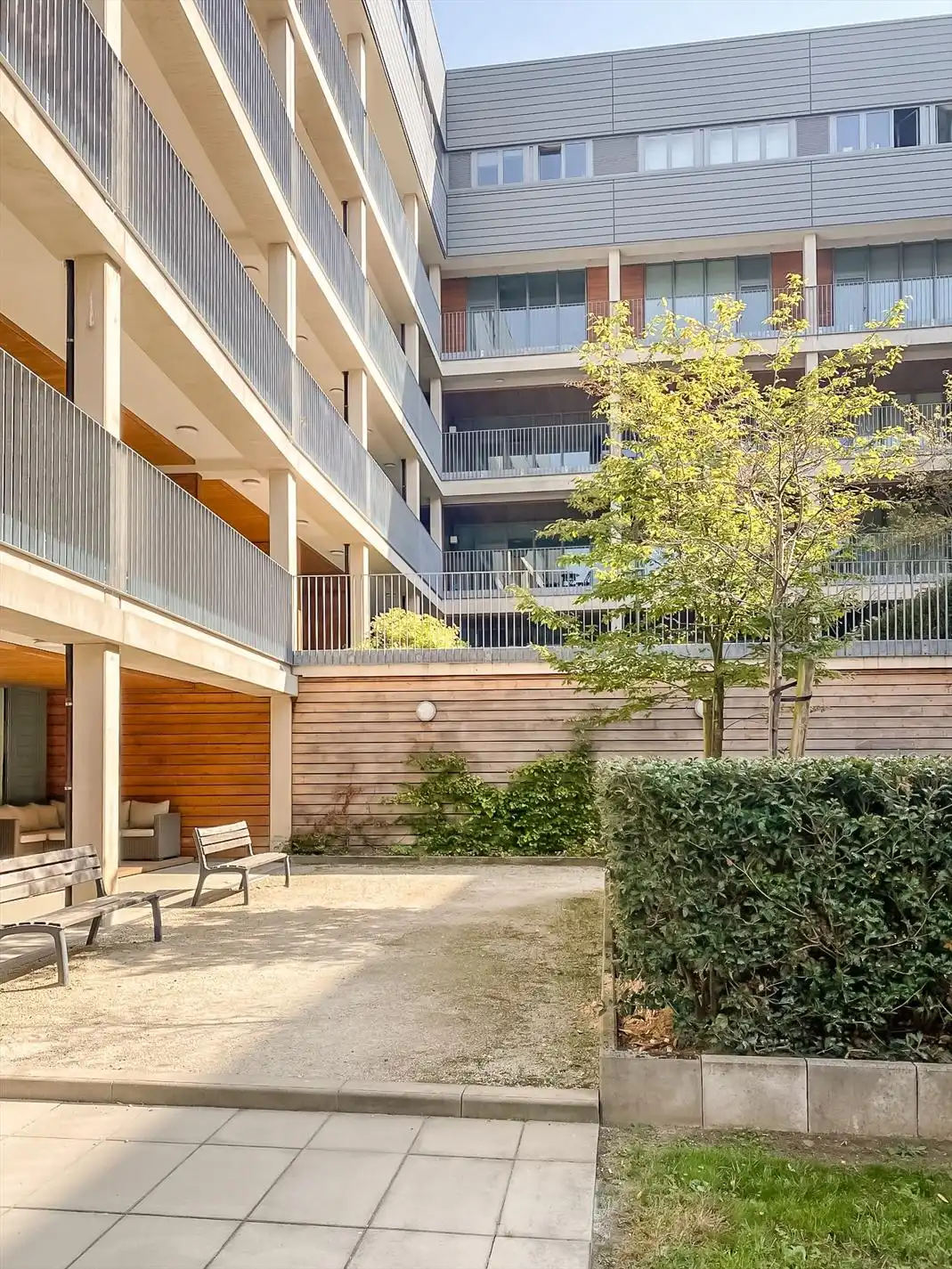 Gemeubeld appartement met terras in hartje Leuven foto 17
