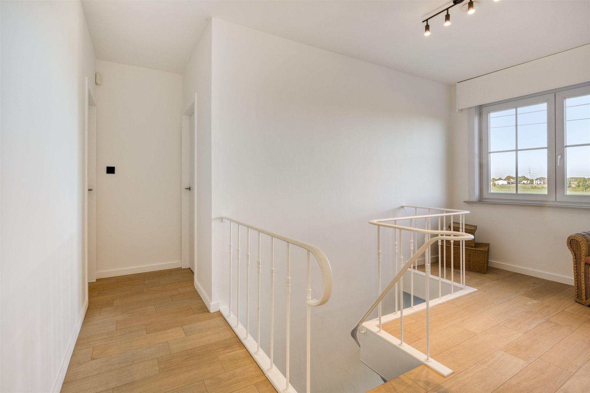Ruime villa op 16a in groene oase! foto 14