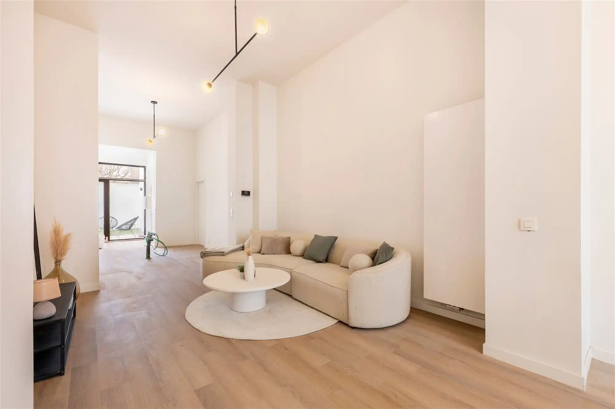 Gerenoveerd 1 slk app met tuin foto 5