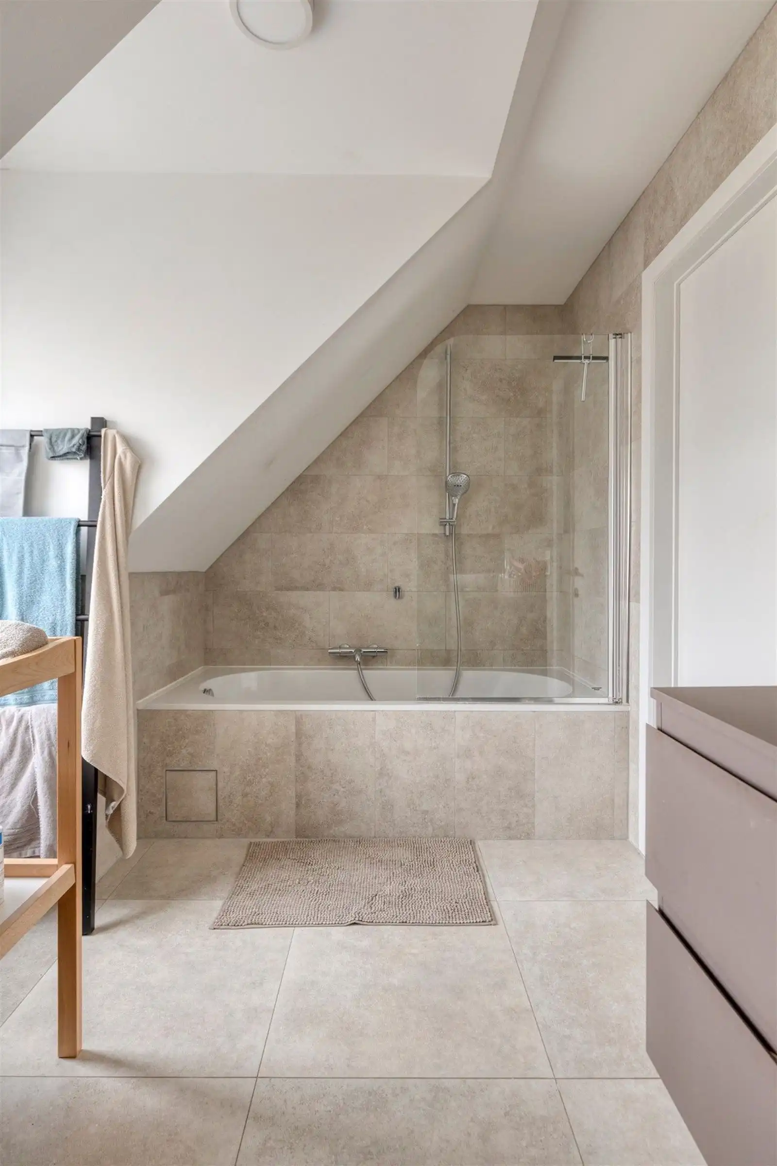 Gerenoveerde woning (label B) met 3 slaapkamers te Sint-Pieters-Leeuw foto 18