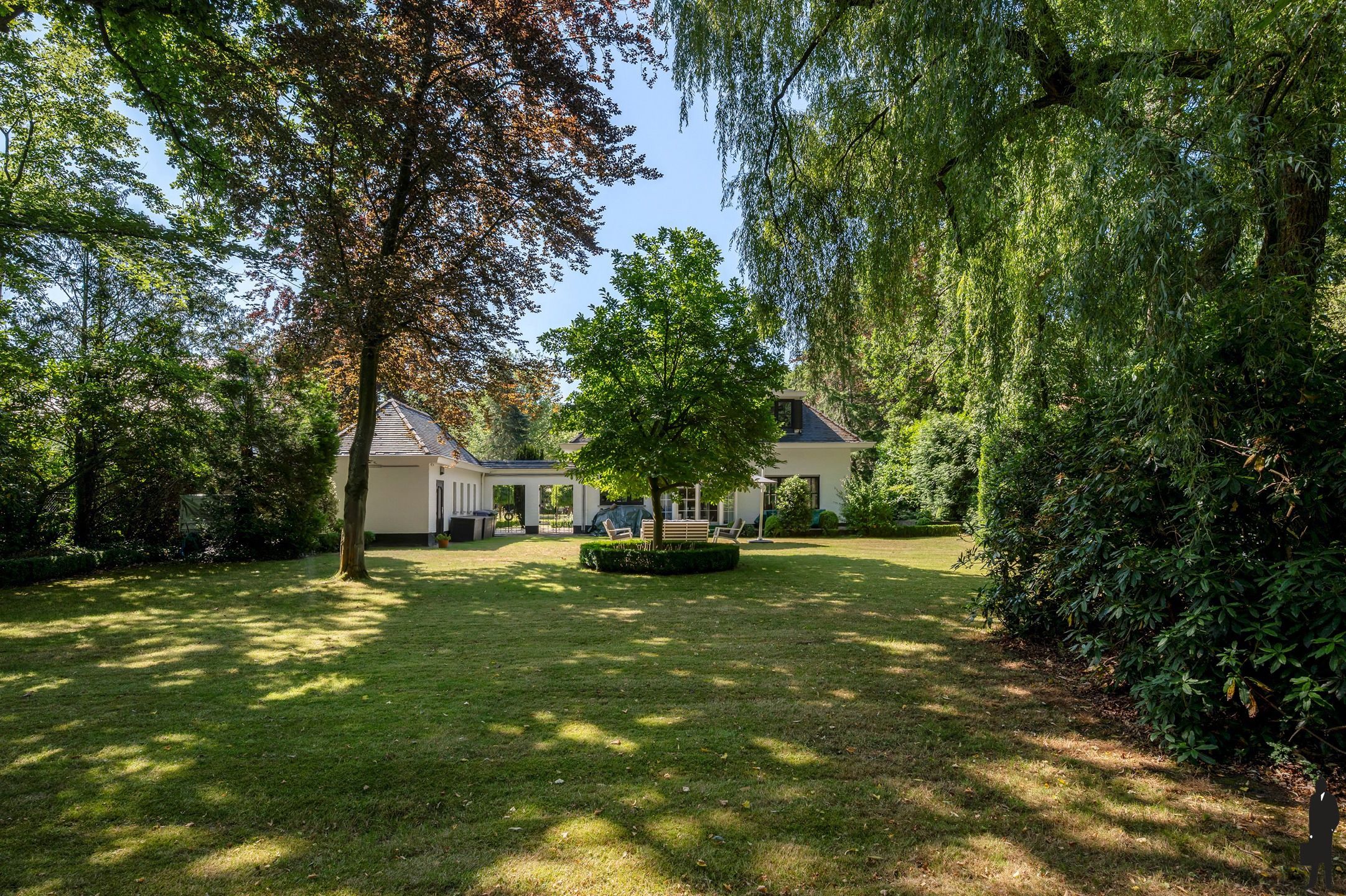 Franse villa op ca. 2.140 m² in 't Vriesdonk gelegen! foto 22