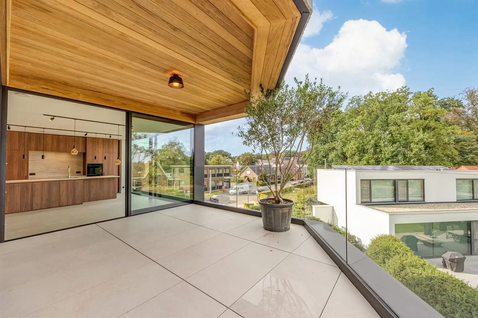 Exclusief penthouse met luxe afwerking en wijds uitzicht. foto 11