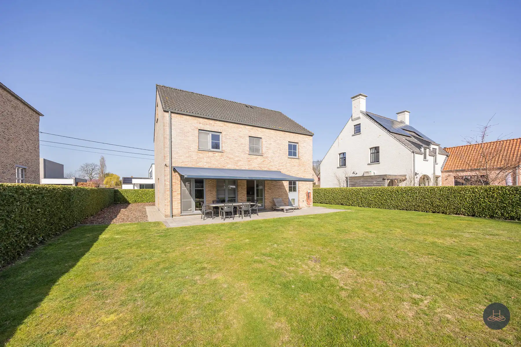 Ruime en instapklare open bebouwing in een rustige buurt foto 28