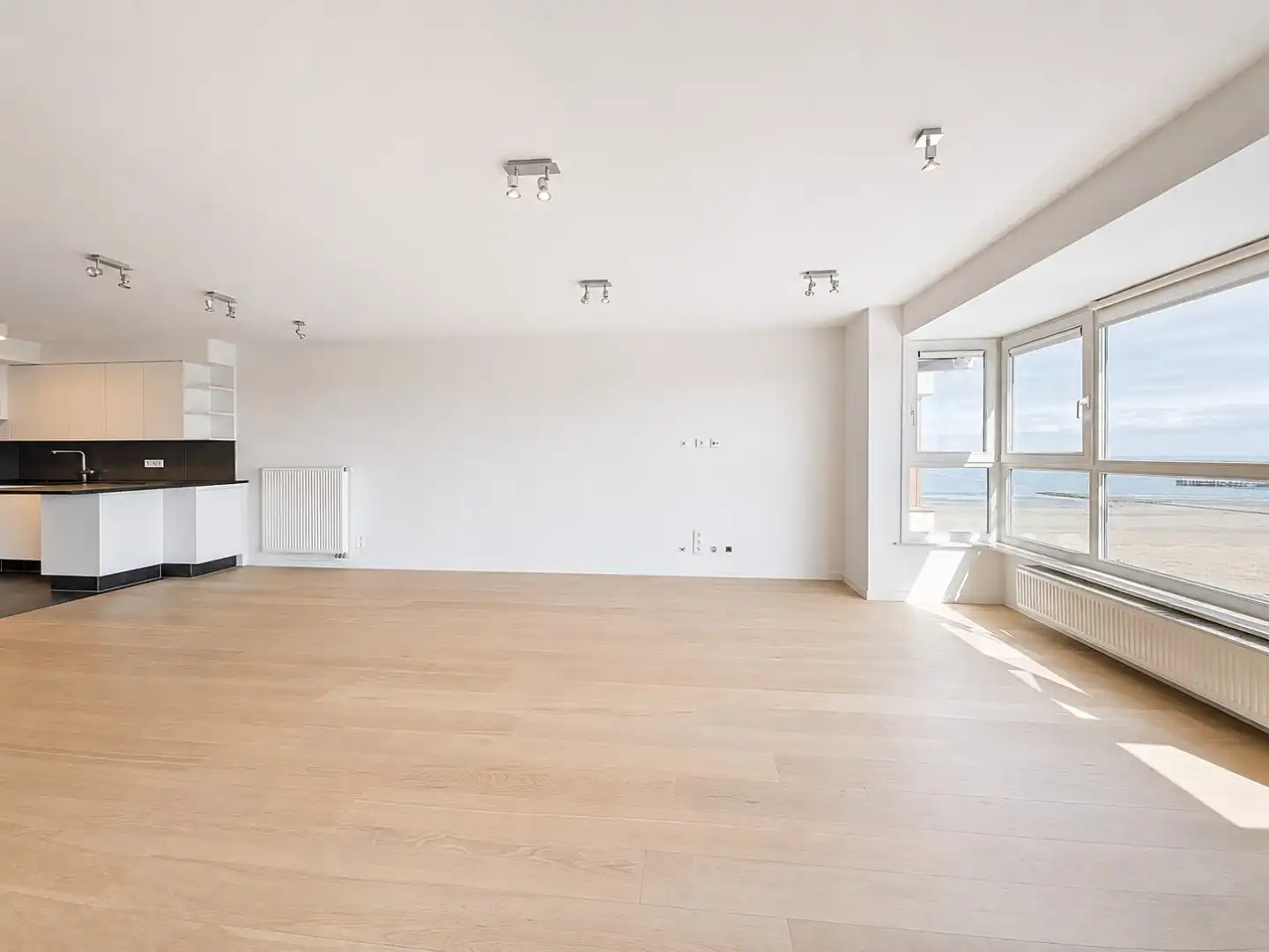 Penthouse met zijdelings zeezicht en panoramisch uitzicht over Nieuwpoort foto 5