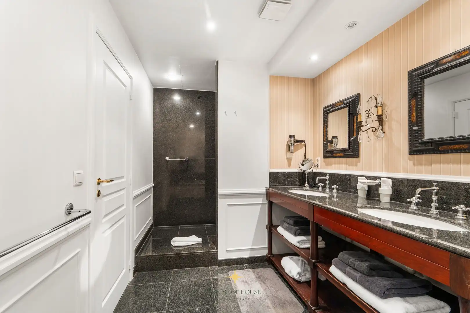 Sublieme herenwoning 'Hier in de Draecke'– een zeldzaam erfgoedpand met een rijk verhaal foto 18