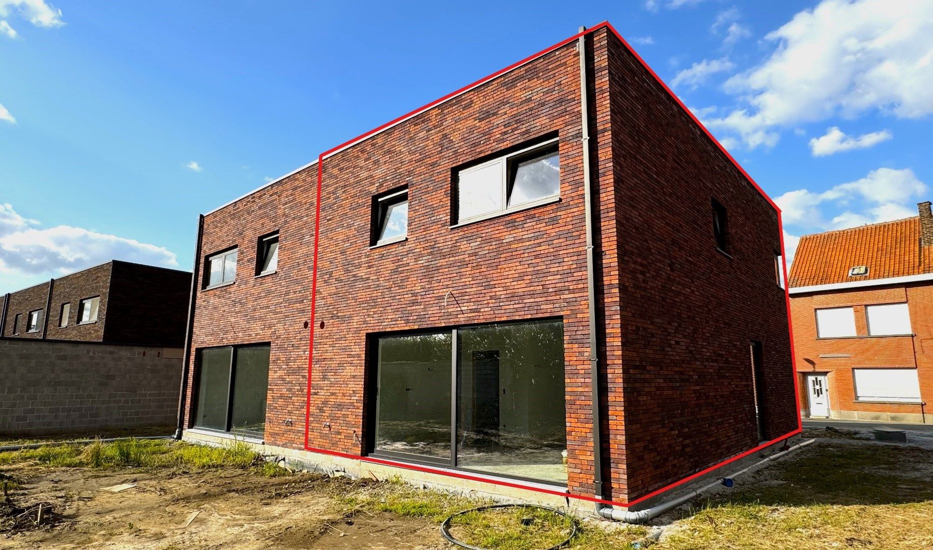 Nieuwbouwwoning met 3 slaapkamers op een toplocatie foto 2