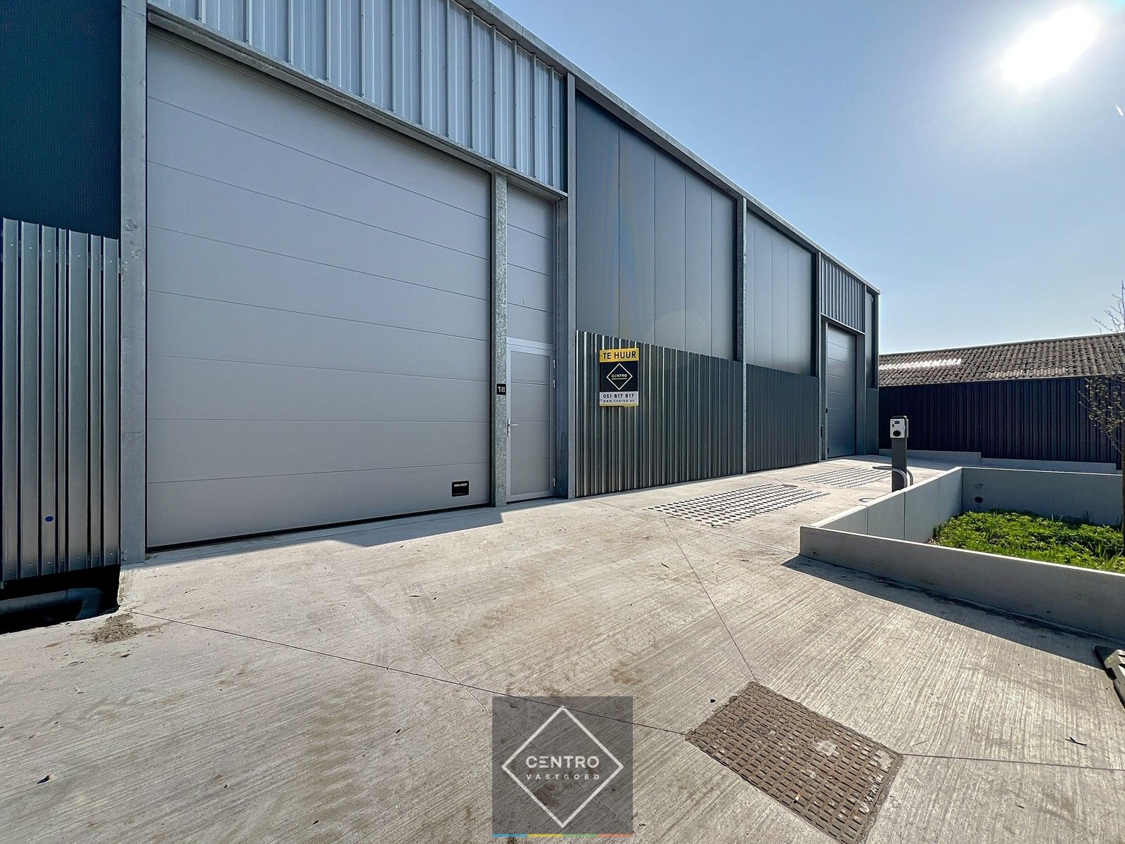 Nieuwbouw KMO unit (± 264m²) TE HUUR, laadpalen én hypercharger aanwezig! Bedrijvenpark "Diamant" te Dikmuide. foto 14
