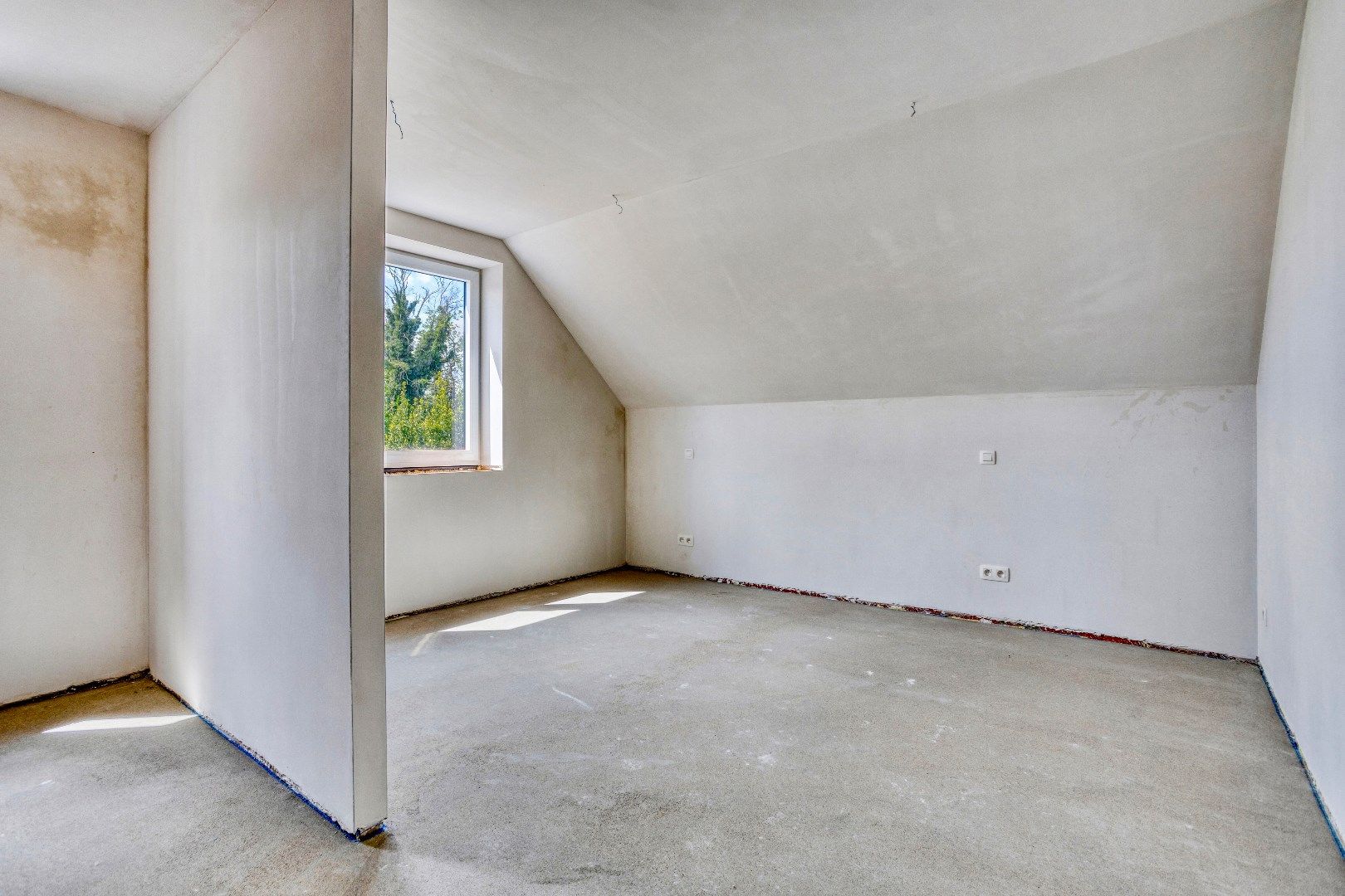 Nieuwbouwwoning met 3 slaapkamers nabij het centrum van Halle. foto 15