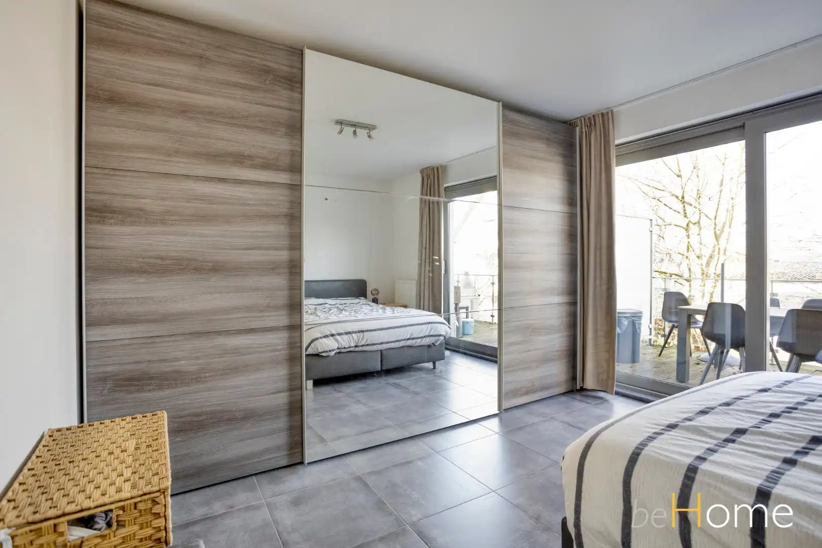 Lichtrijk 2-slaapkamerappartement met groot terras op de 1ste verdieping foto 14